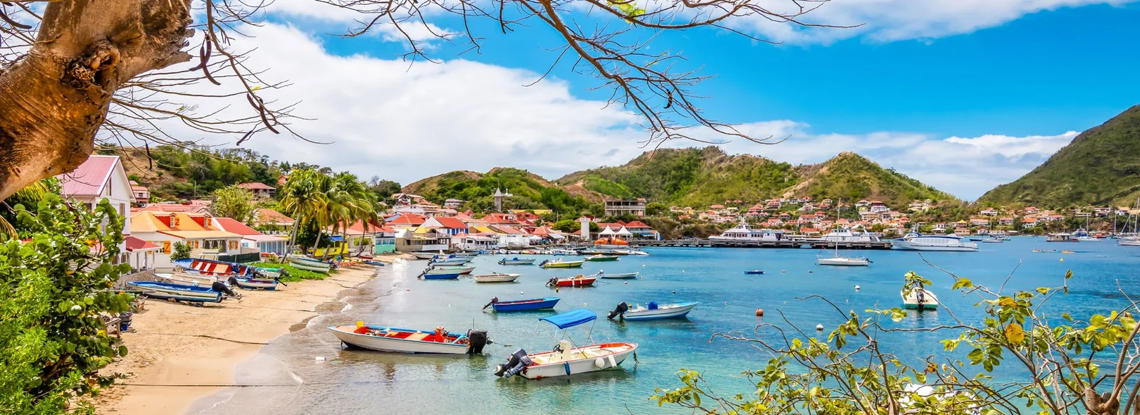 Les Saintes vues depuis Trois-Rivières, archipel paradisiaque de Guadeloupe